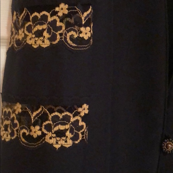 Jacket and matching purse , like new condition - Picture 3 of 9